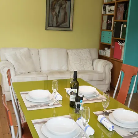 Nirvana Apartment&room 4*