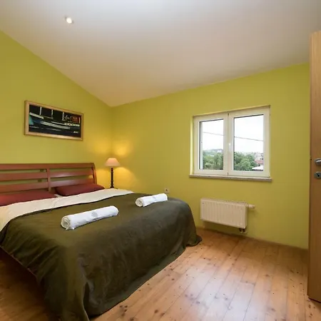 Guest house Nirvana Apartment&room 4*